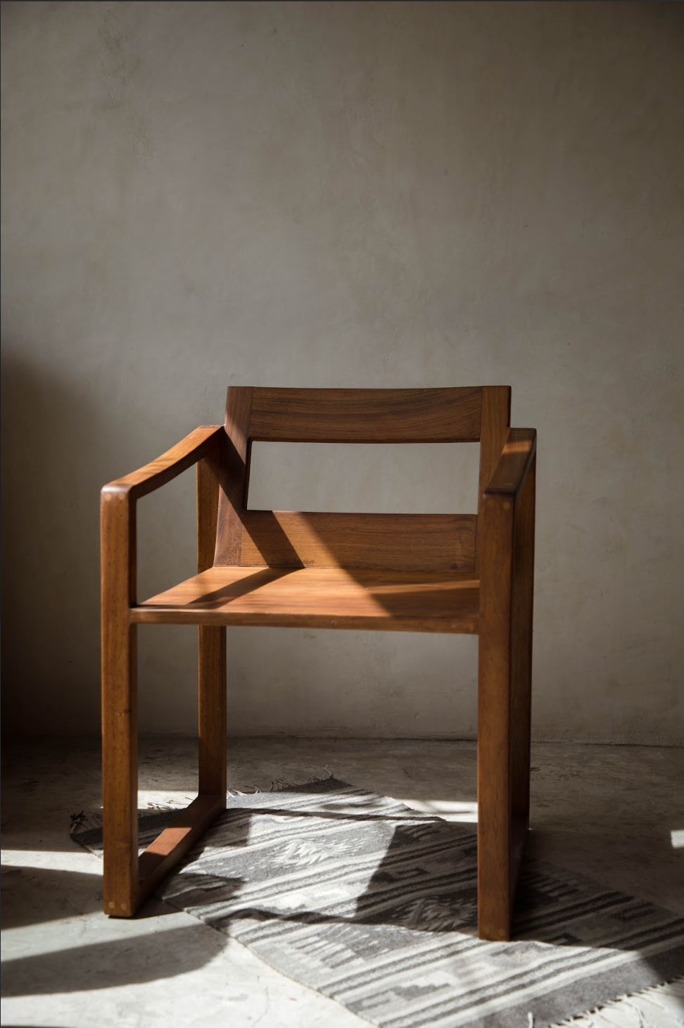 Liron Chair