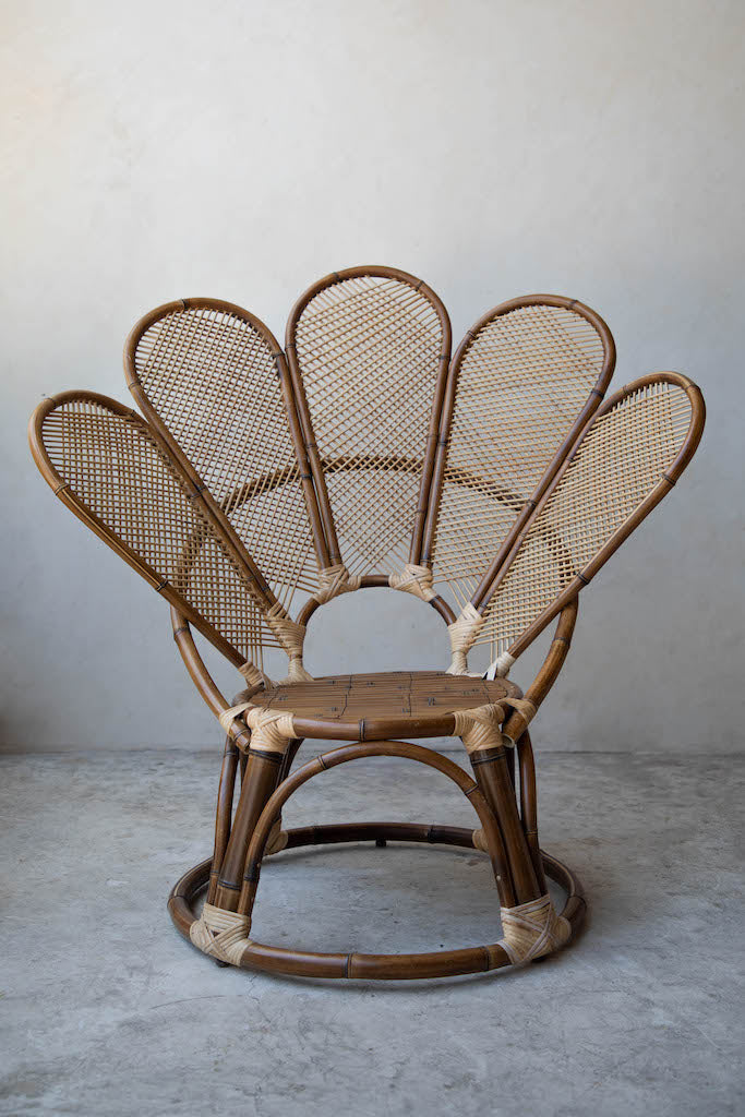 Leonor Chair